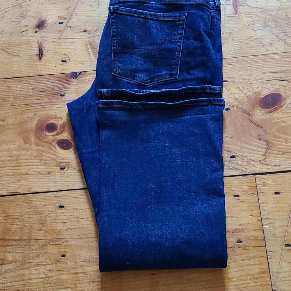 American Eagle favorite boyfriend jeans